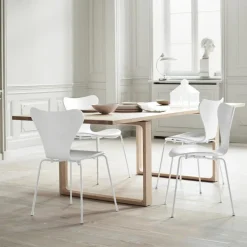 Outlet Series 7 Vlinderstoel Monochrome Eetkamerstoelen