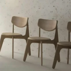 New Slab Chair Eetkamerstoelen