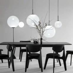 New Slab Chair Eetkamerstoelen