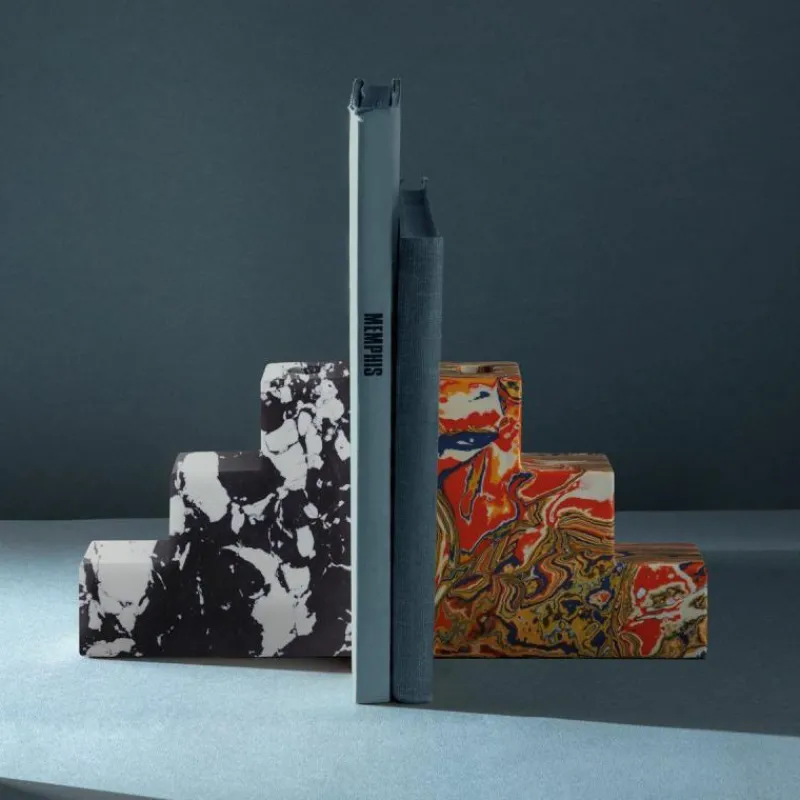 Online Swirl Boekensteun Set Van 2 Kandelaars