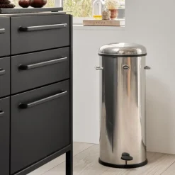 17 Pedaalemmer 30 L Prullenbakken