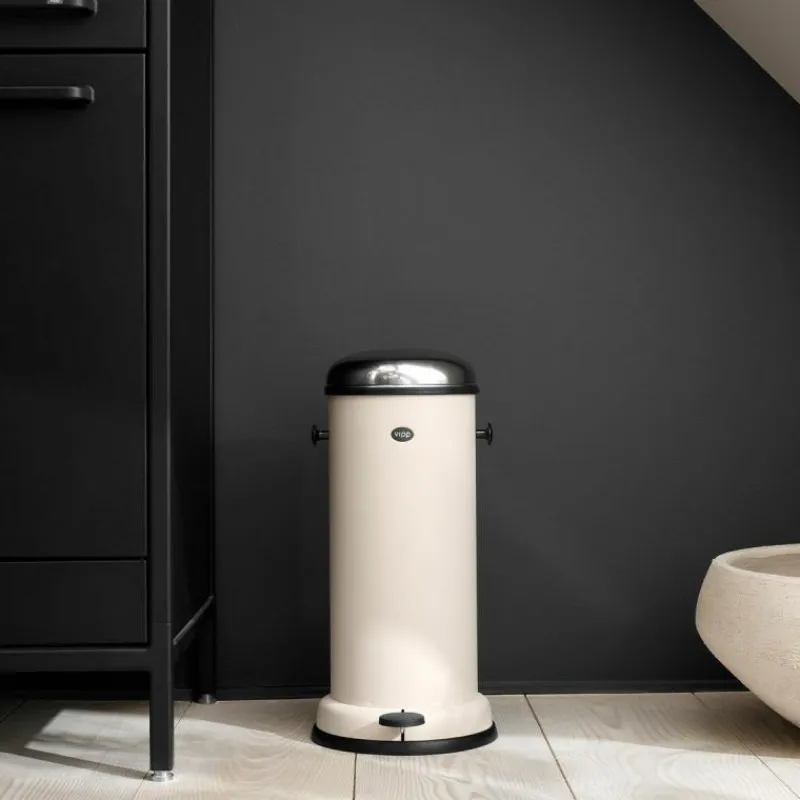Outlet 16 Pedaalemmer 18 L Prullenbakken