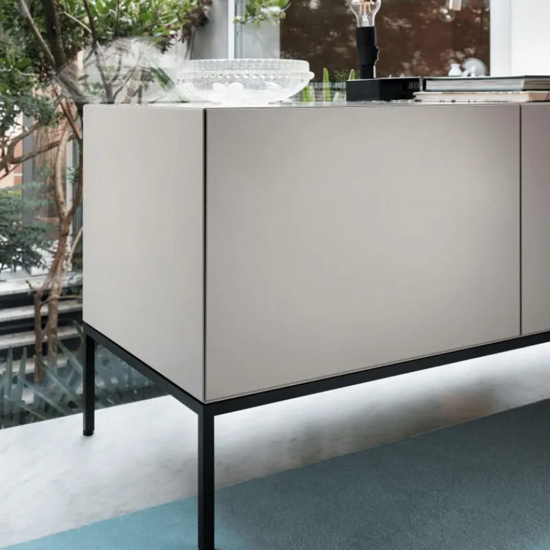 Online Vision Selected 3 Dressoir Dressoirs