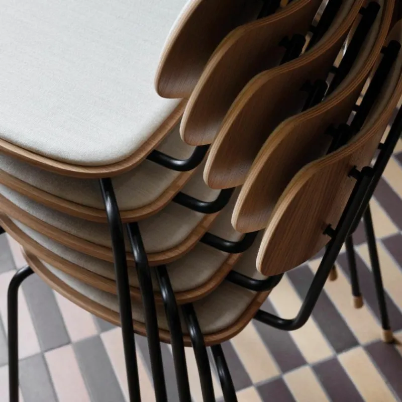 Online VLA26P Vega Stoel Eetkamerstoelen