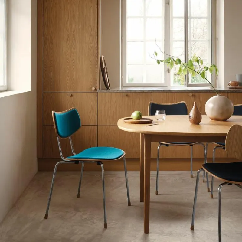 Online VLA26P Vega Stoel Eetkamerstoelen