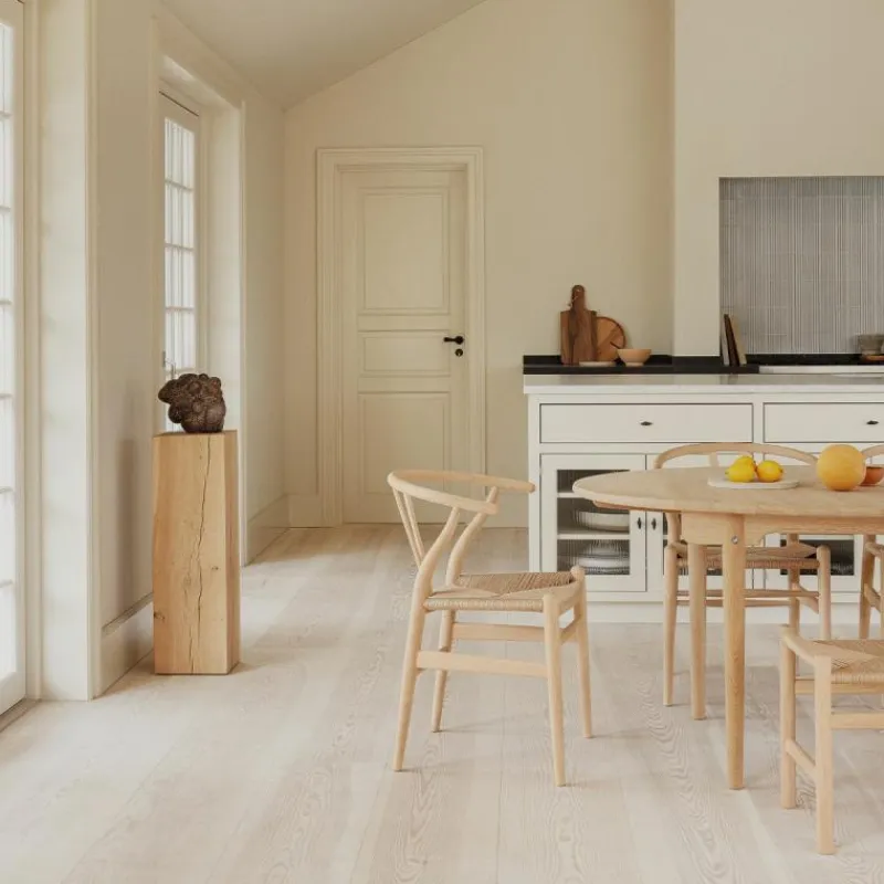 Discount Wishbone Stoel CH24 Eiken Eetkamerstoelen