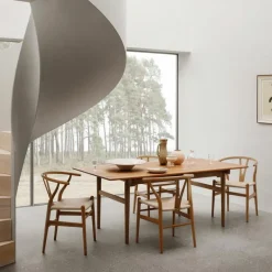 Outlet Wishbone Stoel CH24 Teak Eetkamerstoelen